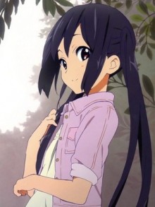 中野梓