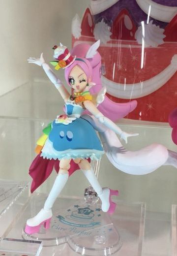 S.H.Figuarts キラキラ☆光之美少女アラモード キュアパルフェ | Hpoi手办维基