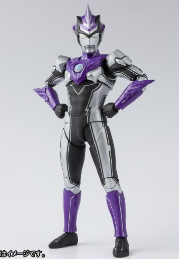 S.H.Figuarts 罗布奥特曼 布鲁奥特曼 旋风形态