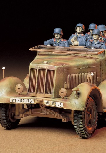 35148 1/35 德国 8吨 半履带装甲车 SD.KFZ.7 | Hpoi手办维基