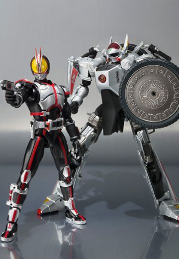 S.H.Figuarts 假面骑士555 假面骑士555 与 机动摩托人 套装