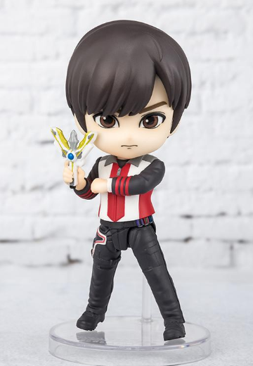 Figuarts mini  特利迦奥特曼 真中剑悟