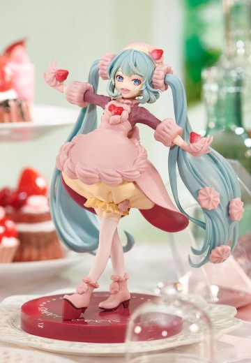 初音未来 甜品系列 -草莓巧克力松饼- | Hpoi手办维基