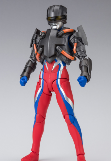 S.H.Figuarts  奥特银河格斗系列 修行甲赛罗