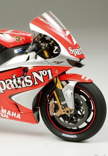 1/12 摩托车系列 No.100 雅马哈 YZR-M1 '04 No.7/No.33