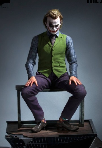 DC系列  蝙蝠侠：黑暗骑士 小丑 希斯莱杰 全身像 | Hpoi手办维基