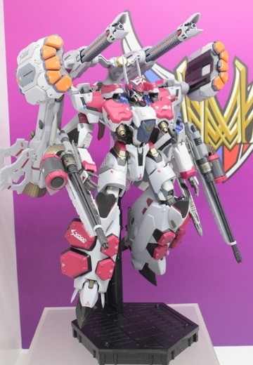 DX超合金 超时空要塞系列 VF-31AX  卡伊洛斯 进阶型 （米拉吉·法莉娜·吉纳斯专用机）对应武装配件套装