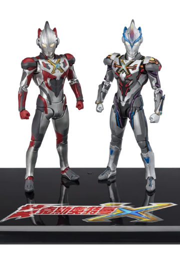 S.H.Figuarts 艾克斯奥特曼 超越型+艾克斯奥特曼（新生代之星）