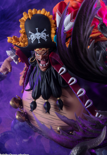 FiguartsZERO [超激战]  马歇尔·D·提奇-暗水-