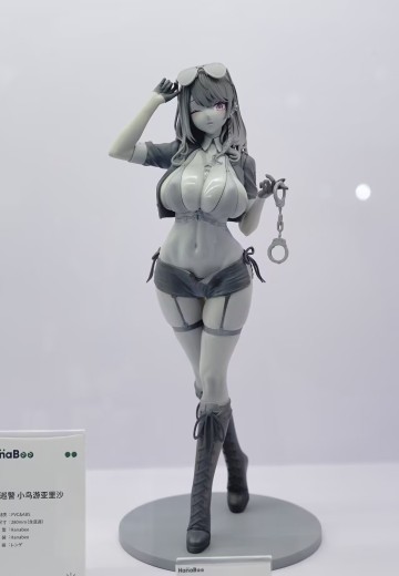 甜心女警 小鸟游亚里沙