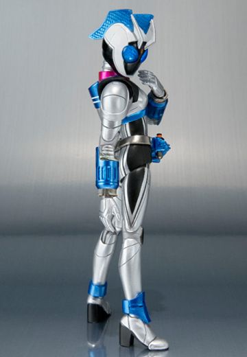S.H.Figuarts 假面骑士抚子