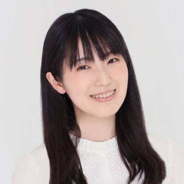 石川由依