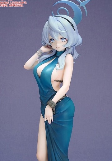 蔚蓝档案 天雨亚子（礼服）
