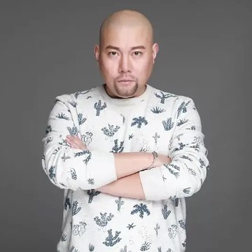 李南