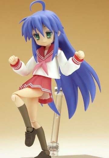 figma#008 幸运星 动画版 泉此方 冬季校服
