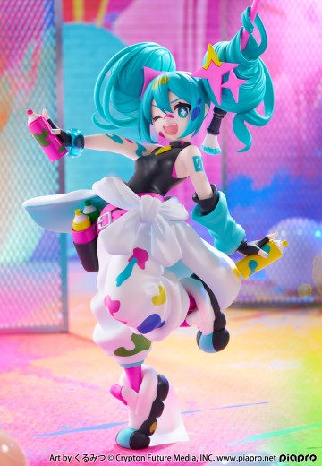 初音未来 Trio-Try-iT珍藏人偶—绘画少女—