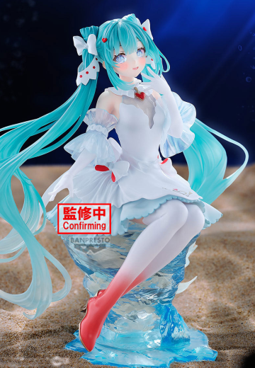 初音未来 BANPRESTO EVOLVE 水晶藏品-裸海蝶/冰海天使-珍藏人偶