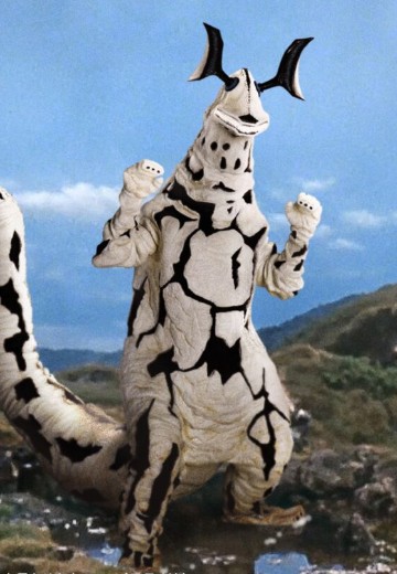 巨型×著名造型师系列    艾雷王 | Hpoi手办维基