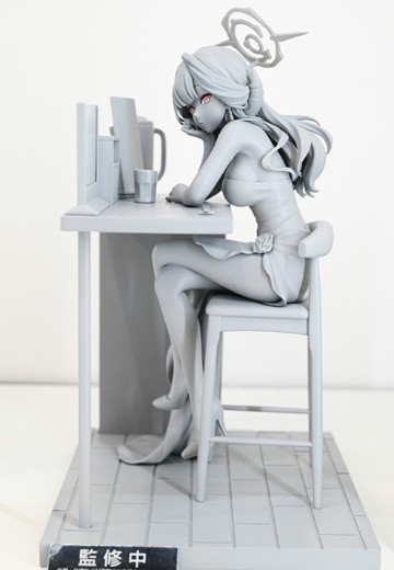 蔚蓝档案 陆八魔爱露（礼服）纪念大厅版