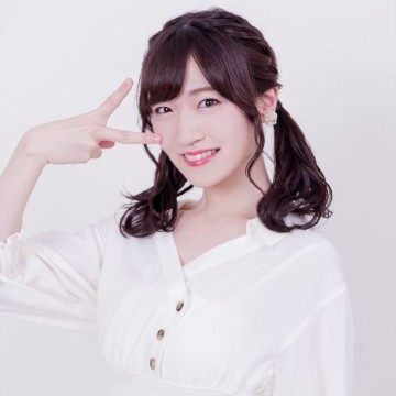 前岛亚美