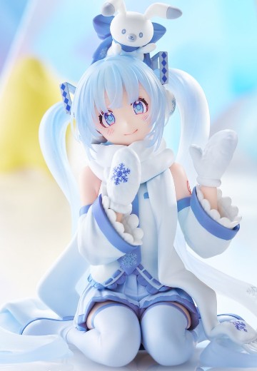 初音未来系列 压泡面人偶 雪未来盛典〜雪未来 机场精品展（Sky Town）〜 | Hpoi手办维基