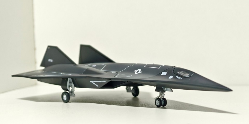bellfine SR-72 DARK STAR 暗星
