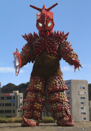 异次元超人 巨大亚波人