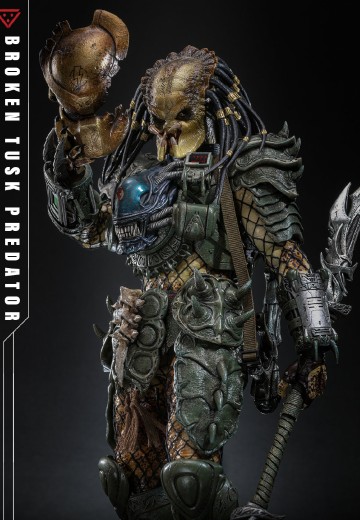 《铁血战士》碎牙铁血战士 1:6比例珍藏人偶(特别版)