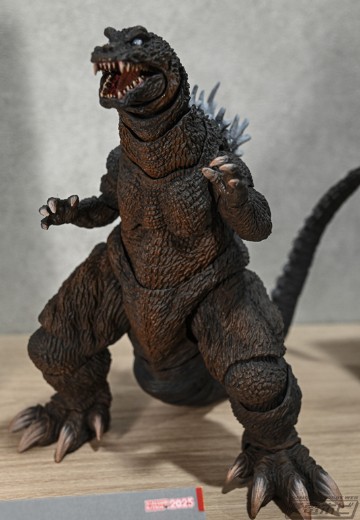 S.H.MonsterArts 哥斯拉(2001) 《哥斯拉·魔斯拉·基多拉 大怪兽总攻击》 -影视视效增强版-