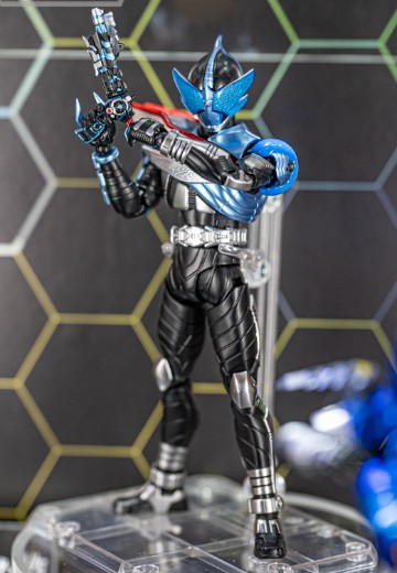 S.H.Figuarts（真骨雕制法） 假面骑士雷蜓 骑士形态