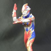 大怪兽系列 梦比优斯奥特曼 菲尼克斯ブレイブ