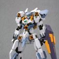 骨装机兵 YSX-24 BASELARD：RE