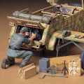 35220 1/35 德国 KUEBELWAGEN 桶车 发动机整修 套装