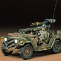 25125 1/35 美国 M151A2 轻型吉普车 “陶式”反坦克导弹 牵引发射器