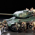 35207 1/35 苏联 步兵 进攻 套装 