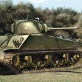1/35 WW.II 美国陆军 M4A3(75)W ETO 谢尔曼 附属Magic Track