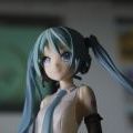 初音V4X