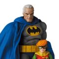 MAFEX No.139 蝙蝠侠：黑暗骑士归来 蝙蝠侠 Blue ver. ＆ 罗宾