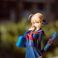 水手服saber，美炸了