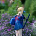 校服saber