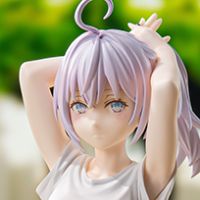 不时用俄语小声说真心话的邻桌艾莉同学动画版 Luminasta “艾莉”运动服