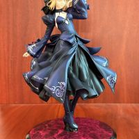 黑礼服saber
