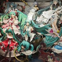 【初音未来  16周年纪念款】