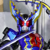 S.H.Figuarts（真骨雕制法）假面骑士钢斗王 超越形态