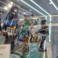 gsc五角场店展柜渣拍
