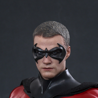 《蝙蝠侠与罗宾》罗宾1：6比例珍藏人偶