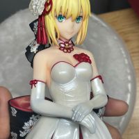 收只和风礼服saber 感觉做工不像大A 大家感觉会是盗版充正的吗？