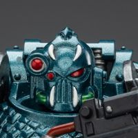 战锤：荷鲁斯之乱 阿尔法军团 猎头者 配备毁灭打击复合爆矢枪和能量匕首