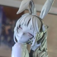 香槟与玫瑰兔女郎