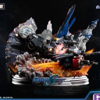 BNF匠系列  自由高达大战毁灭高达